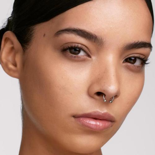 Fenty Beauty Soft'Lit Naturally Luminous Longwear Foundation