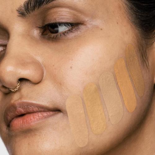 Fenty Beauty Soft'Lit Naturally Luminous Longwear Foundation