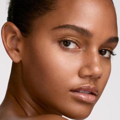 Fenty Beauty Soft'Lit Naturally Luminous Longwear Foundation