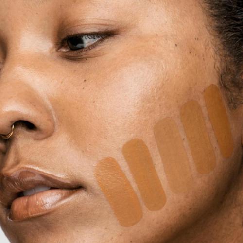 Fenty Beauty Soft'Lit Naturally Luminous Longwear Foundation