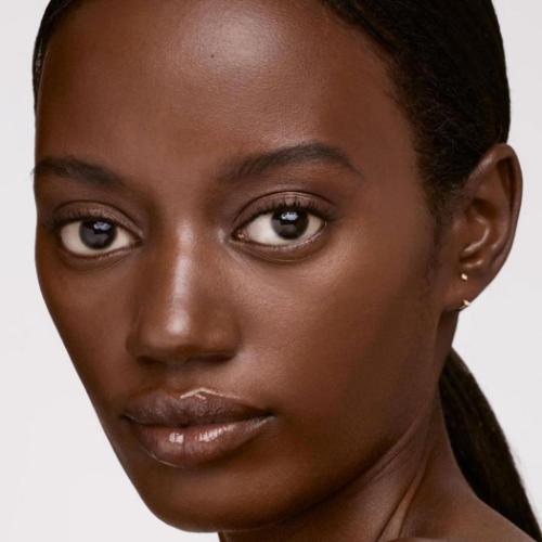 Fenty Beauty Soft'Lit Naturally Luminous Longwear Foundation