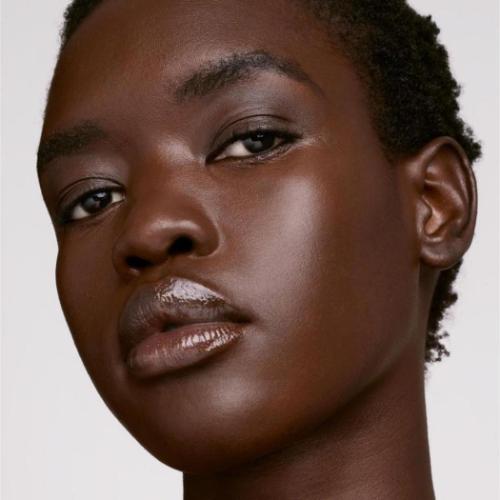 Fenty Beauty Soft'Lit Naturally Luminous Longwear Foundation